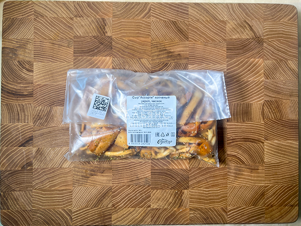 Сыр 150 гр ГОРНЫЙ СЫРОВАР (Ассорти копчёный с укропом и чесноком) в Воткинске