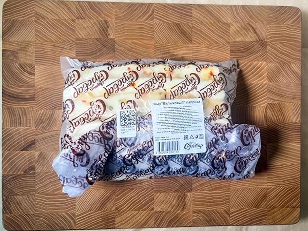 Сыр 1 кг ГОРНЫЙ СЫРОВАР (Балыковый паприка) в Воткинске